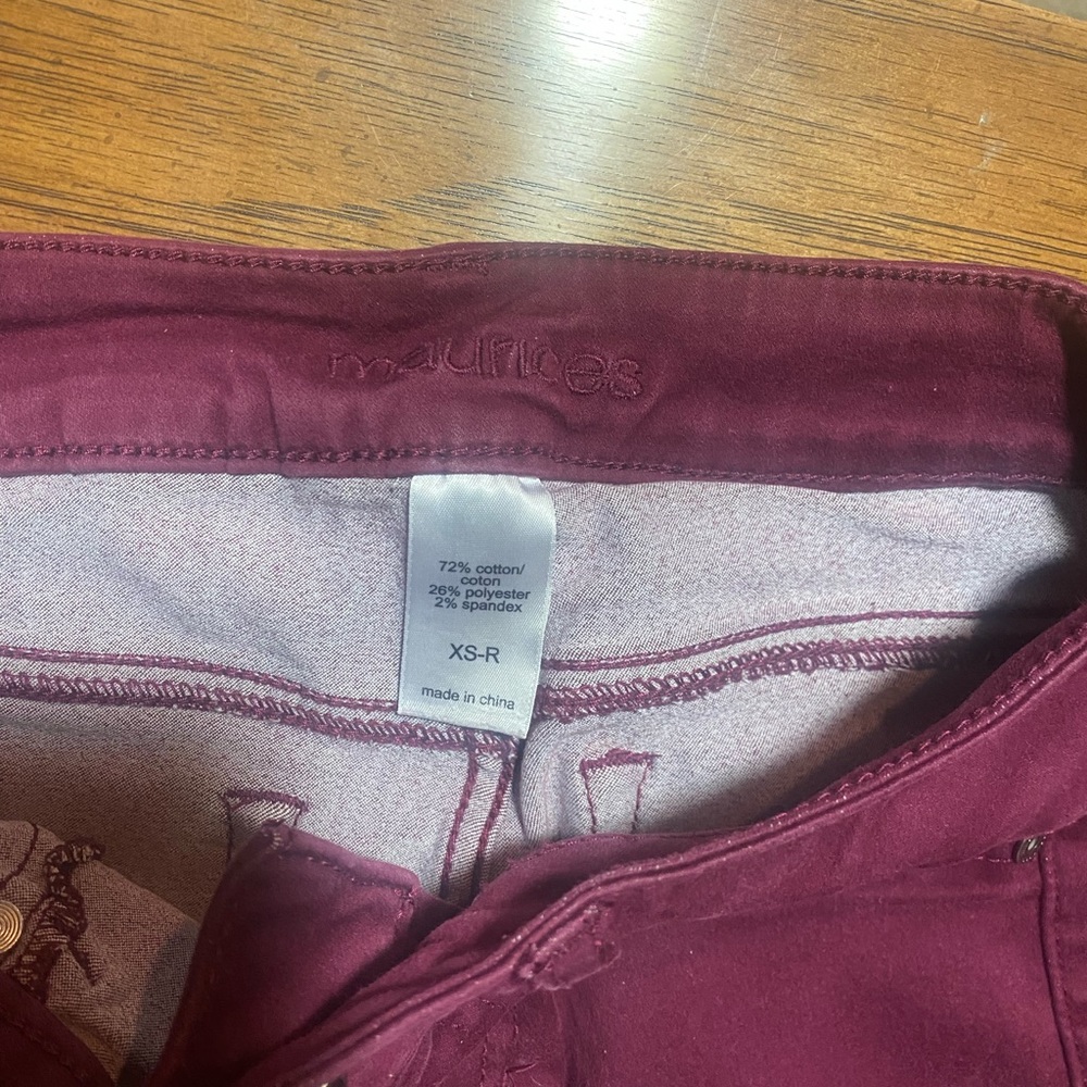 Jeans - Picture 2 of 2
